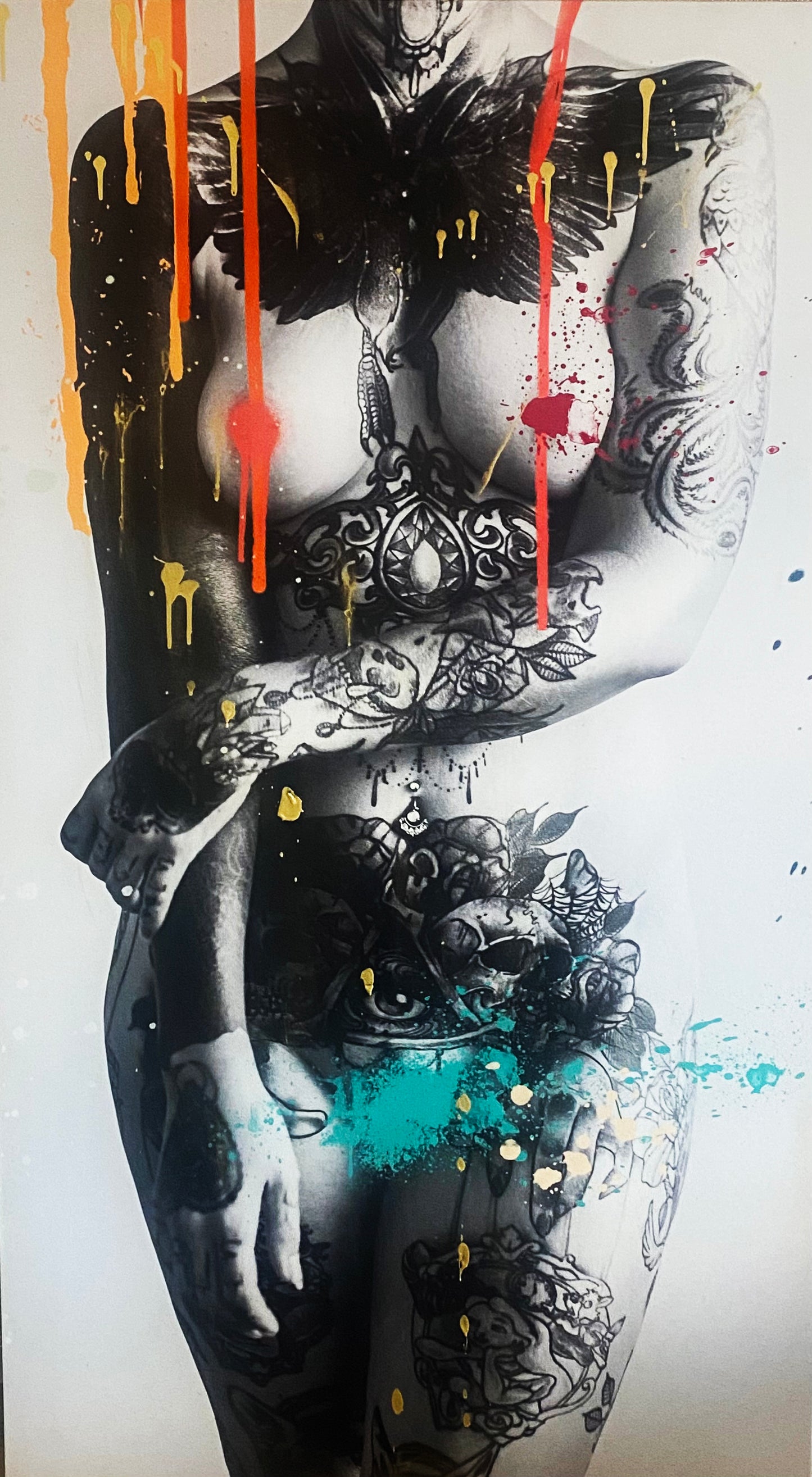 In this Exclusive Artwork you can experience the beauty of the tattooed body using multiple techniques. A beautiful combination of black and grey photographic art with colourful paint spray, drop and splatter. - EVERY BODY INHALES BEAUTY - BEDART